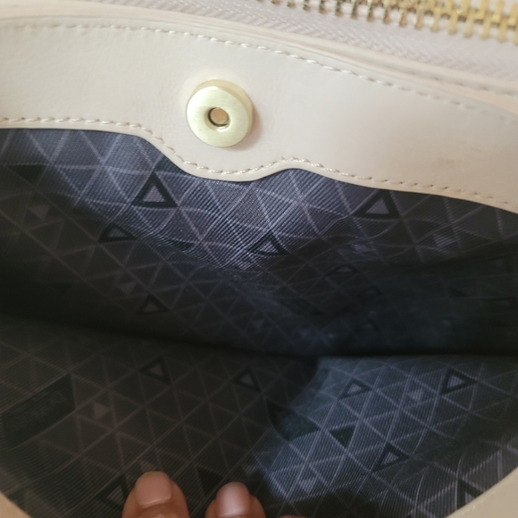 Botkier, Warren City Leather Crossbody, Chai‎ - Picture 12 of 16